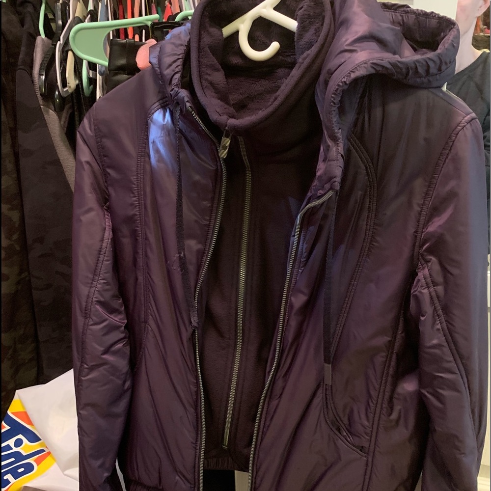 EUC Lululemon Scuba Glyde